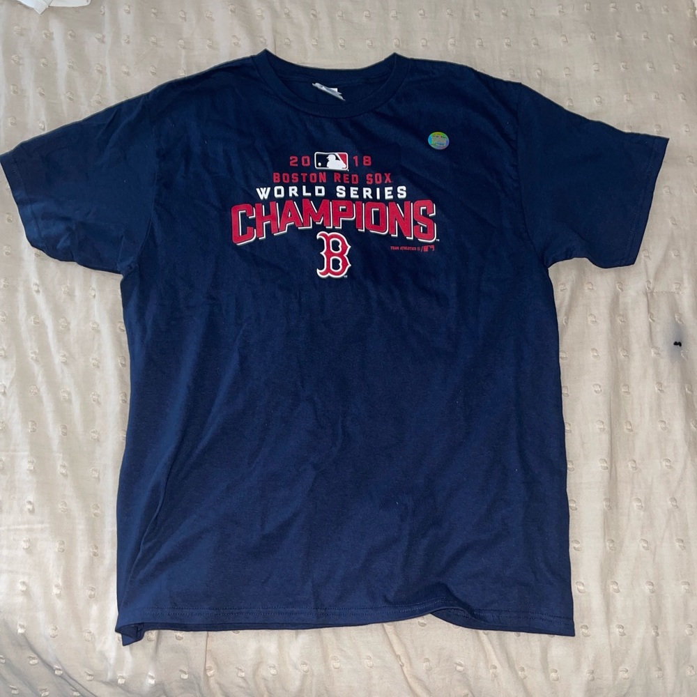 Never worn youth Xl 2018 Boston Red Sox World Series t shirt.
